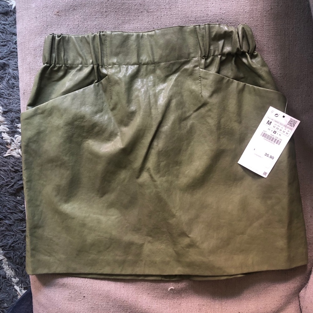 NWT Zara Olive Pleather Skirt